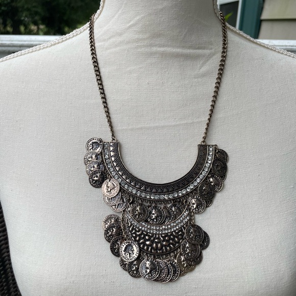 NECKLACE - Picture 9 of 12